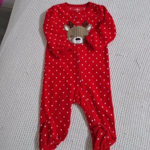 👶4 Long Sleeve Fuzzie Onesies with feet.